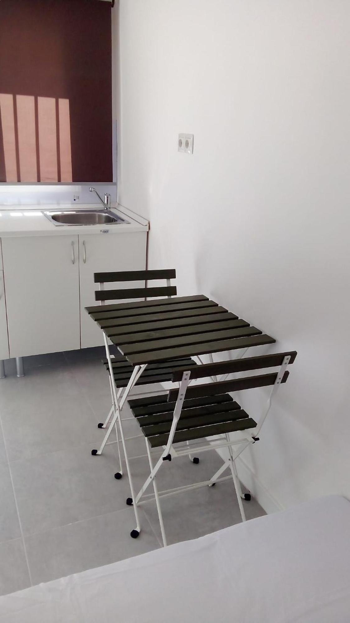Estudio Encantador Cerca Del Carrefour Rosaleda 1 Malaga Zewnętrze zdjęcie