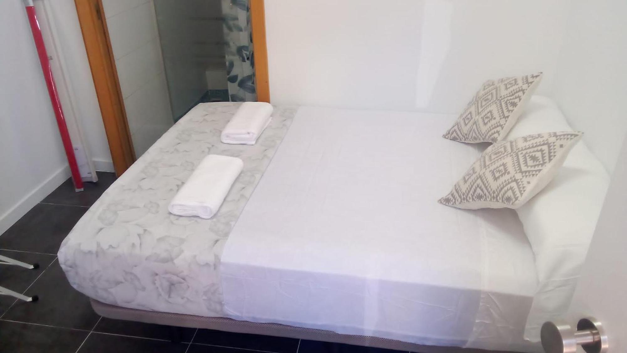Estudio Encantador Cerca Del Carrefour Rosaleda 1 Malaga Zewnętrze zdjęcie