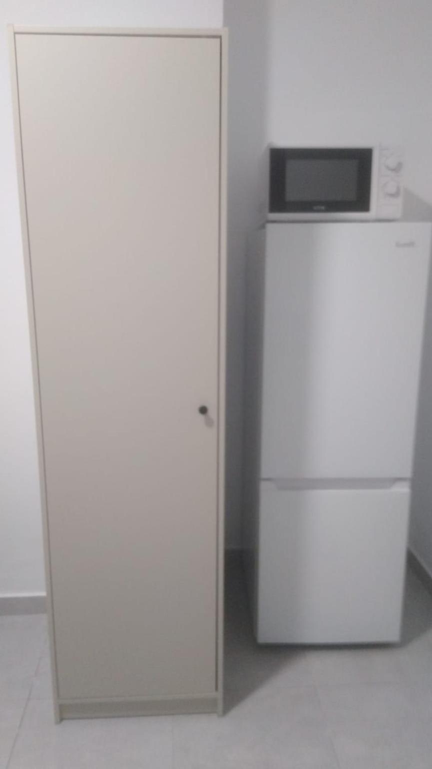 Estudio Encantador Cerca Del Carrefour Rosaleda 1 Malaga Zewnętrze zdjęcie